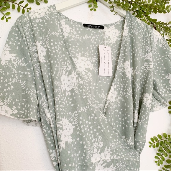 Simplee Slit Bell Sleeve Floral Ruffle Wrap Dress - Picture 2 of 8